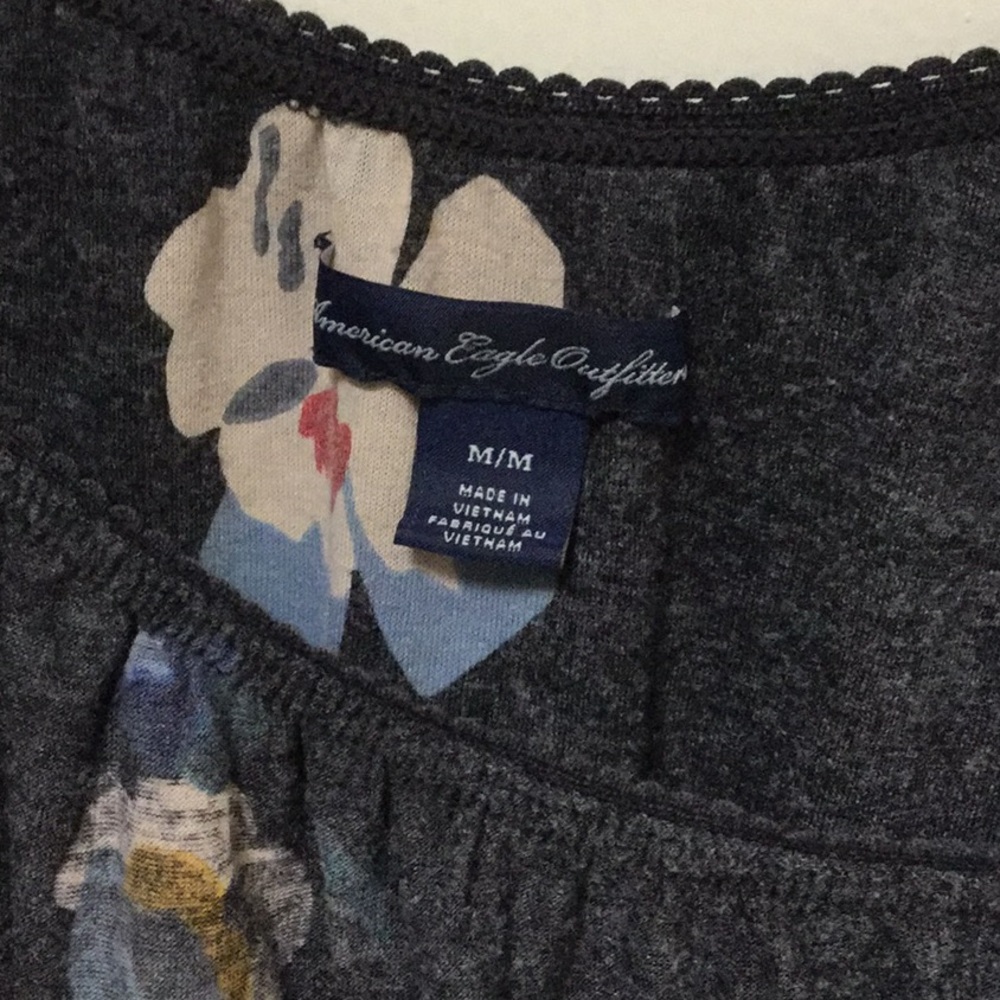 American Eagle Outfitters Top - Picture 2 of 4
